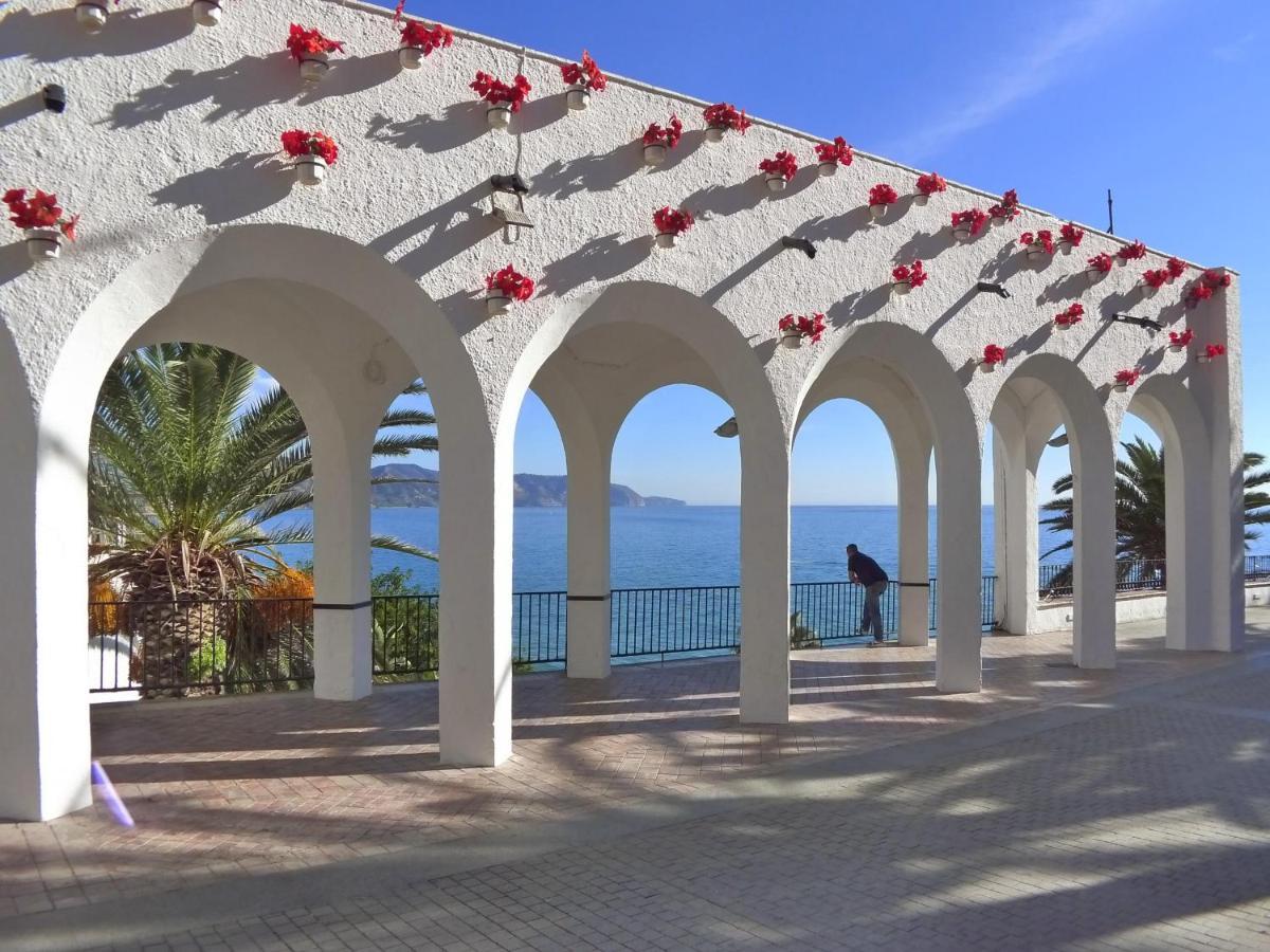 Casa Wahl Villa Nerja Exterior photo